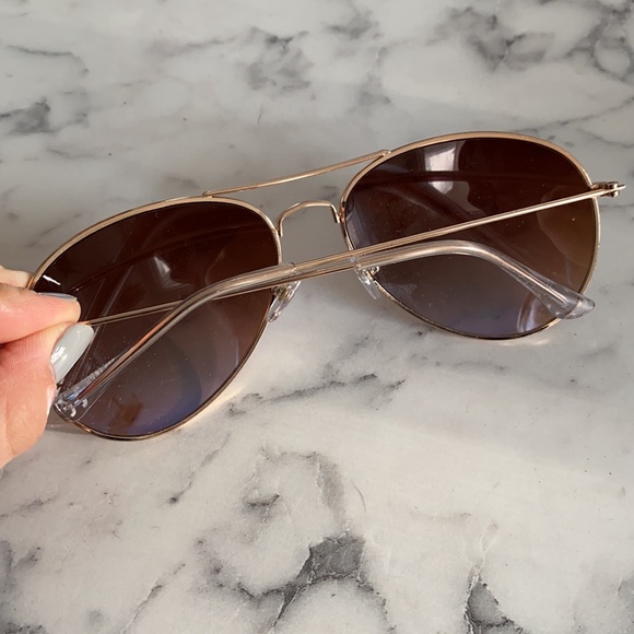 Sunnies - Picture 2 of 2